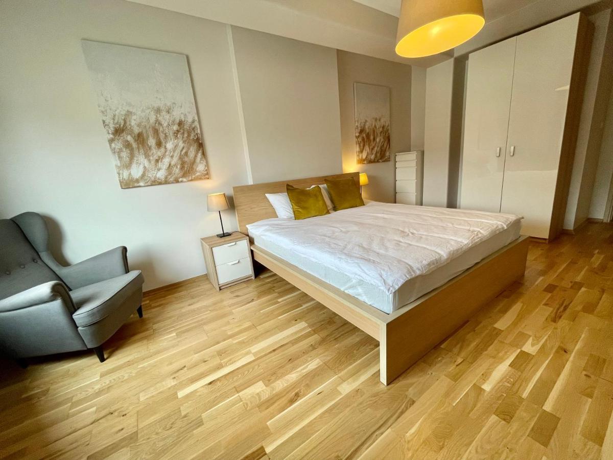Boutique Apartments - Old Town 120M2 - Private Underground Parking - Wrocław Exteriör bild